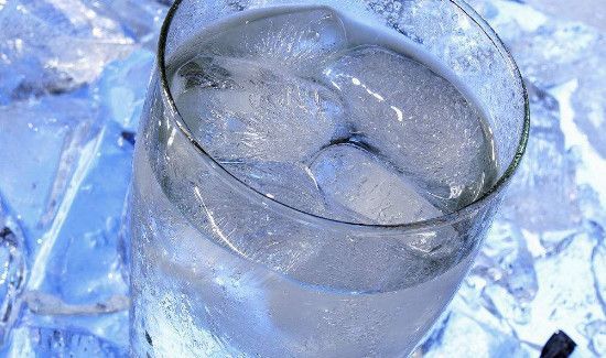 日本人为什么喜欢喝冰水