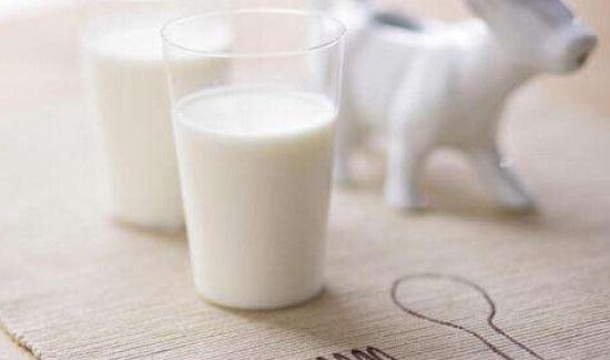 低脂和脱脂牛奶的区别