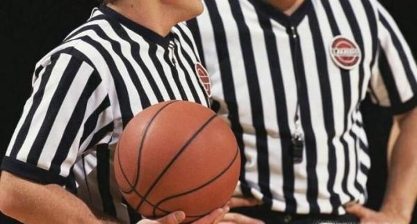 裁判为什么会进行主观判罚