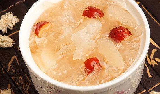 冰糖雪梨银耳汤的禁忌