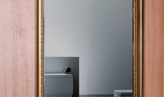 为什么洗澡时镜子上会有水雾