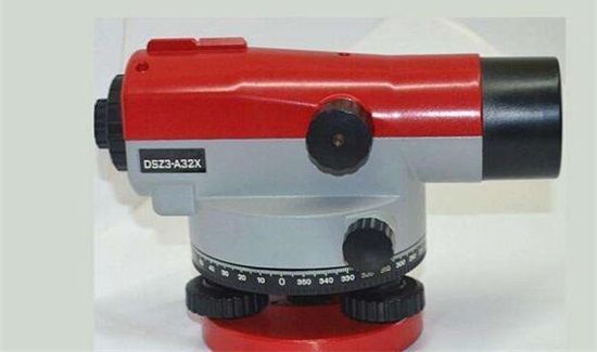 水准仪镜子里有水雾怎么办