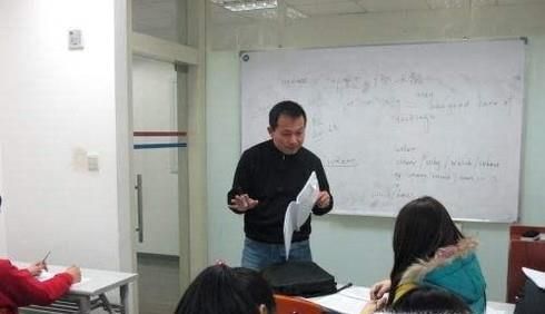 2018年参加教师公招考试需要具备什么条件