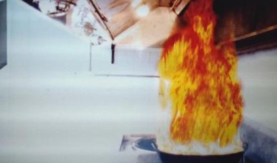 油锅起火的原因