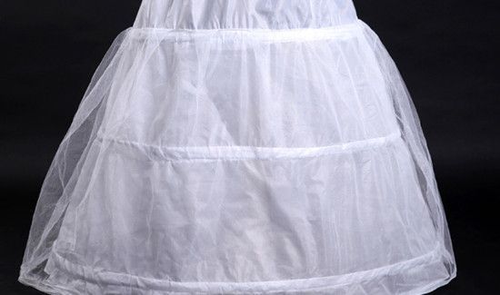 三层钢圈裙撑怎么折叠