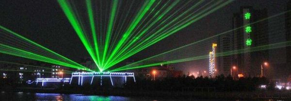 楼顶绿色激光干什么的