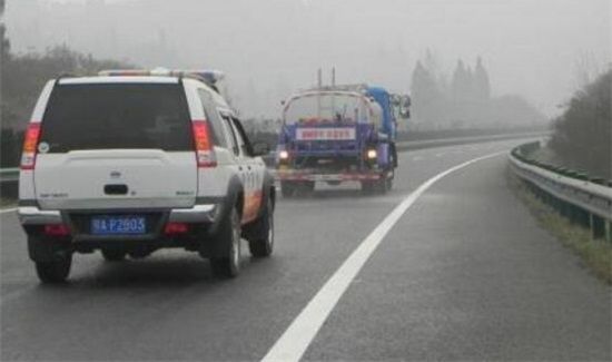 高速上可以换人开车么