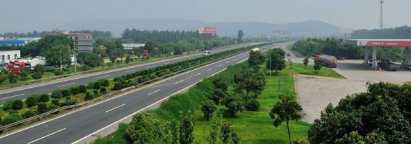 高速服务区有充电桩吗