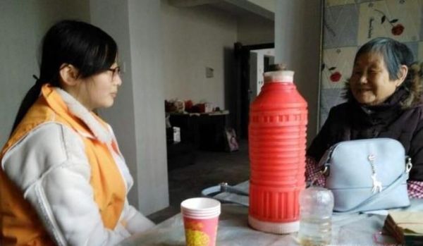 怎样给老人进行心理疏导？