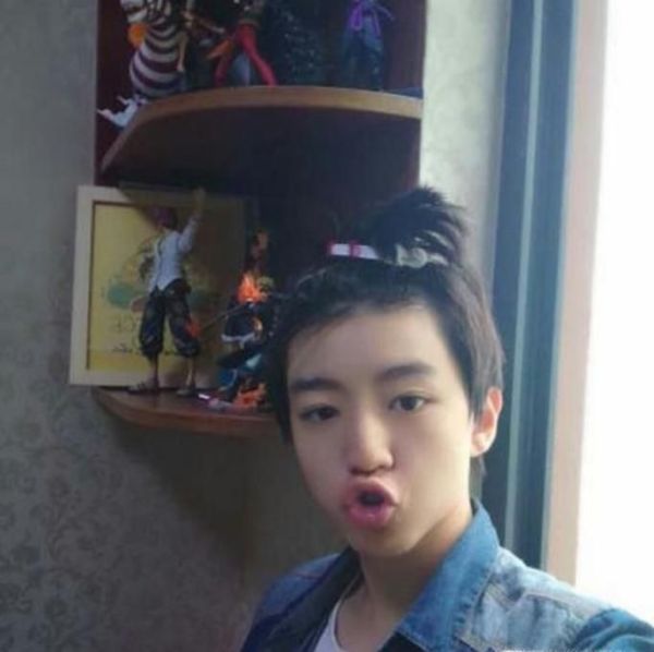 男生怎样自拍好看又上镜