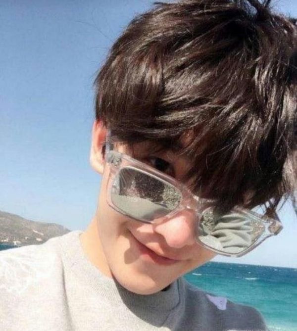 男生怎样自拍好看又上镜