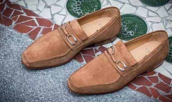 鹿皮鞋子能沾水吗