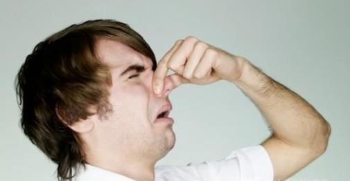 红酒怎样鉴别？