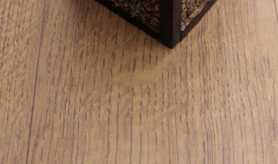 地板革掉皮了怎么办