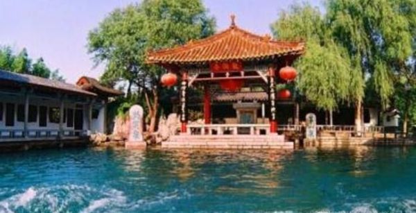 济南为什么叫泉城