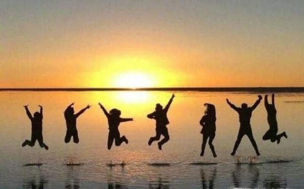 女生的黄金身高是多少