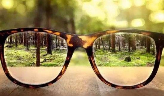 上海哪里配眼镜质量好又实惠