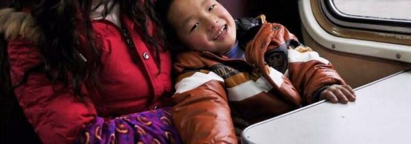 坐火车带小孩要买票吗