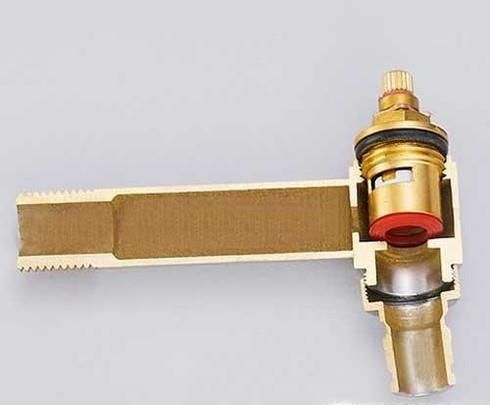 洗衣机进水不停自动放水故障