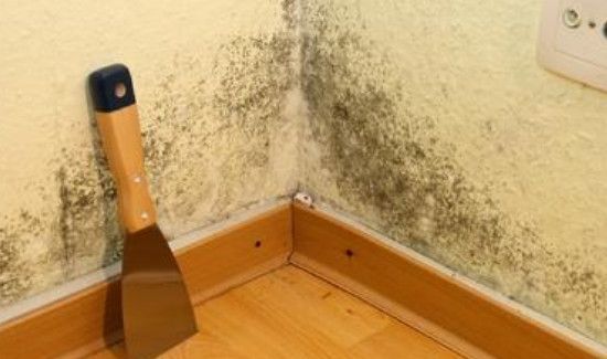 墙面掉漆,很深怎么处理