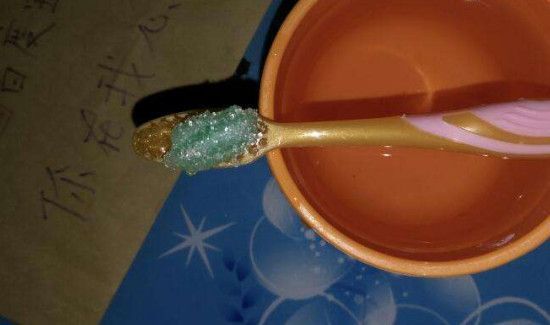 怎么刷牙能使牙齿变白