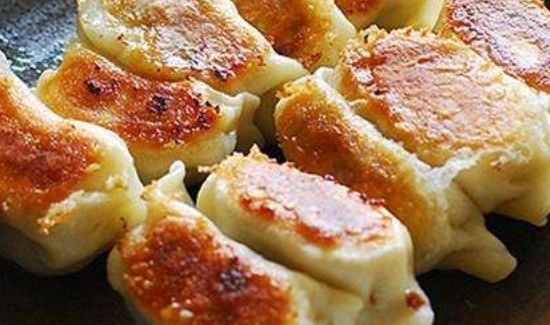 做锅贴的面是烫面还是发面的