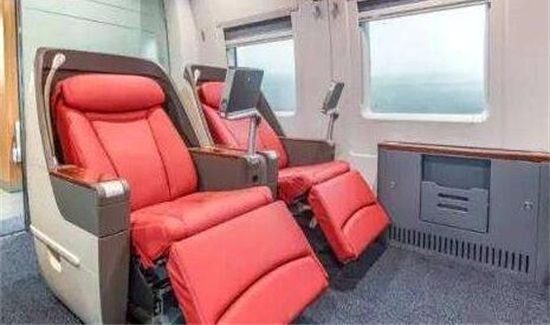 商务座和二等座车厢是通的吗