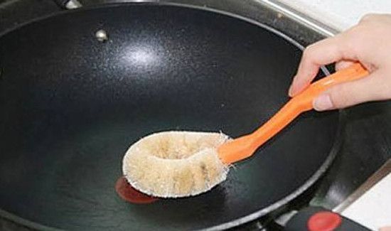 怎样去除铁锅的铁腥味