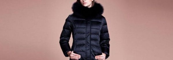 羽绒服上的水笔印怎么去除