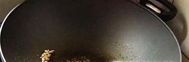 新的铸铁锅怎么开锅养护