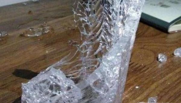 宜家水杯爆炸的原因是什么