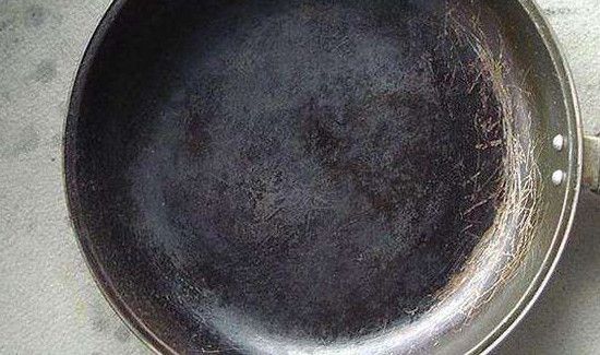 不粘锅涂层掉如何修复