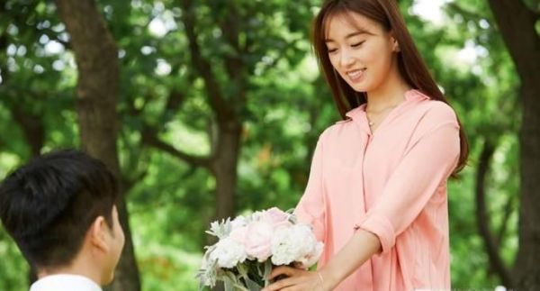 谈恋爱被父母发现怎么办