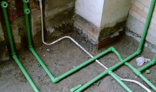 怎么给卫生间铺设管道