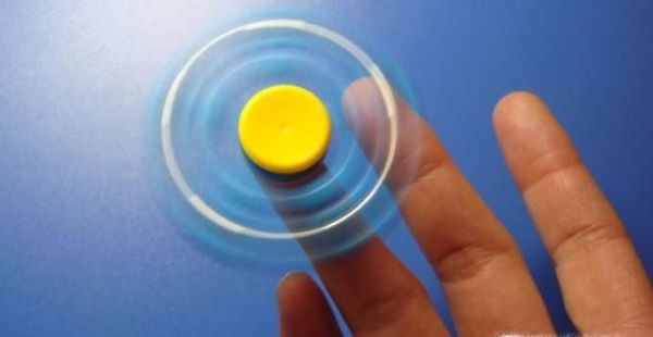 指尖陀螺花式玩法