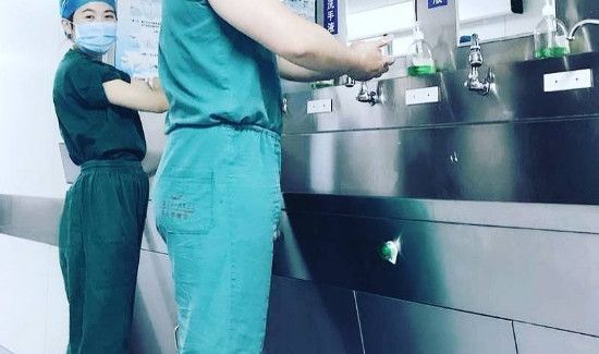 外科手消毒揉搓时间为