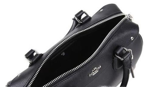 教你怎样辨别真假Coach寇驰真皮包包的方法