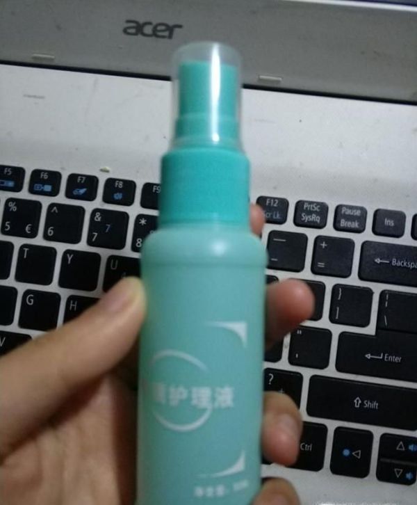 如何巧妙擦镜子