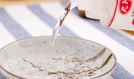 用醋自制消毒水