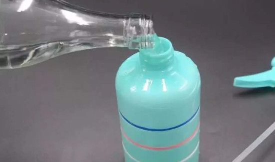 自制消毒喷雾的方法