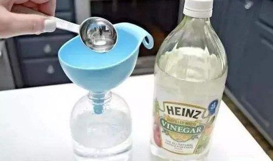 自制消毒喷雾的方法