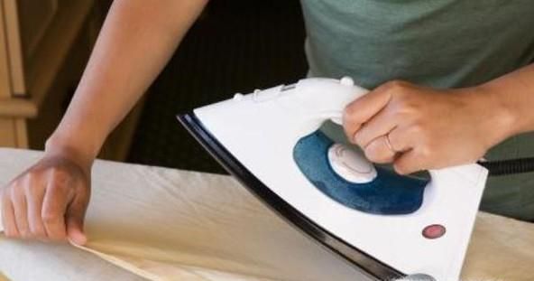 使用电熨斗有什么需要注意的地方？