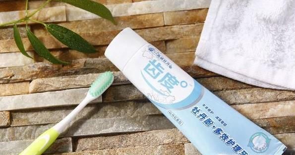 生活小常识：废弃牙膏有什么作用？