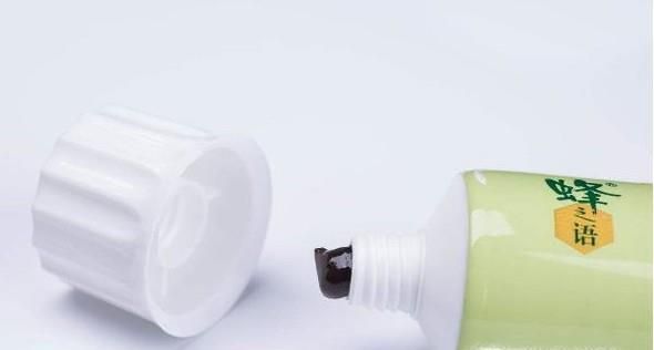 生活小常识：废弃牙膏有什么作用？