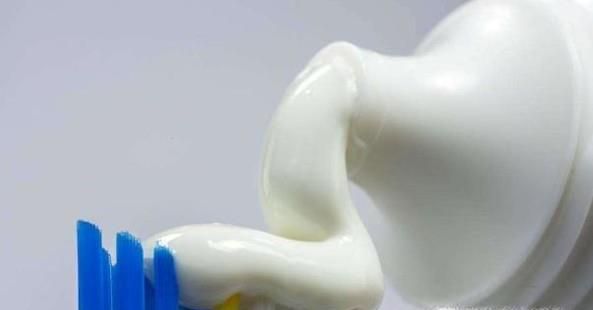 生活小常识：废弃牙膏有什么作用？