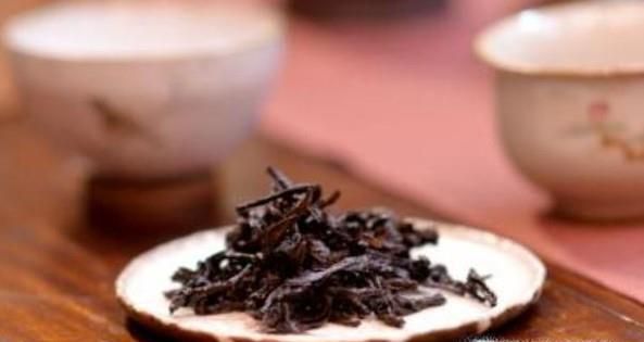 喝茶剩下的茶叶渣有什么妙用？