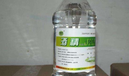 双氧水和酒精可以混在一起放吗