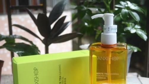 怎样轻松去除手上的墨水渍？