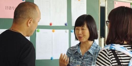 老师总向家长推销商品怎么办？