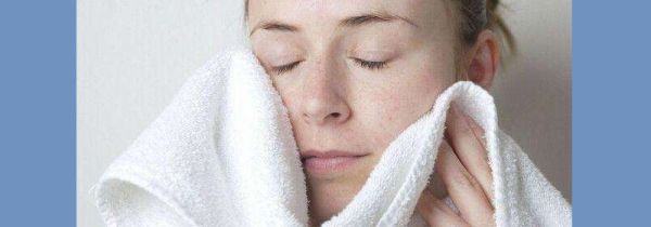 消毒液洒到脸上怎么办